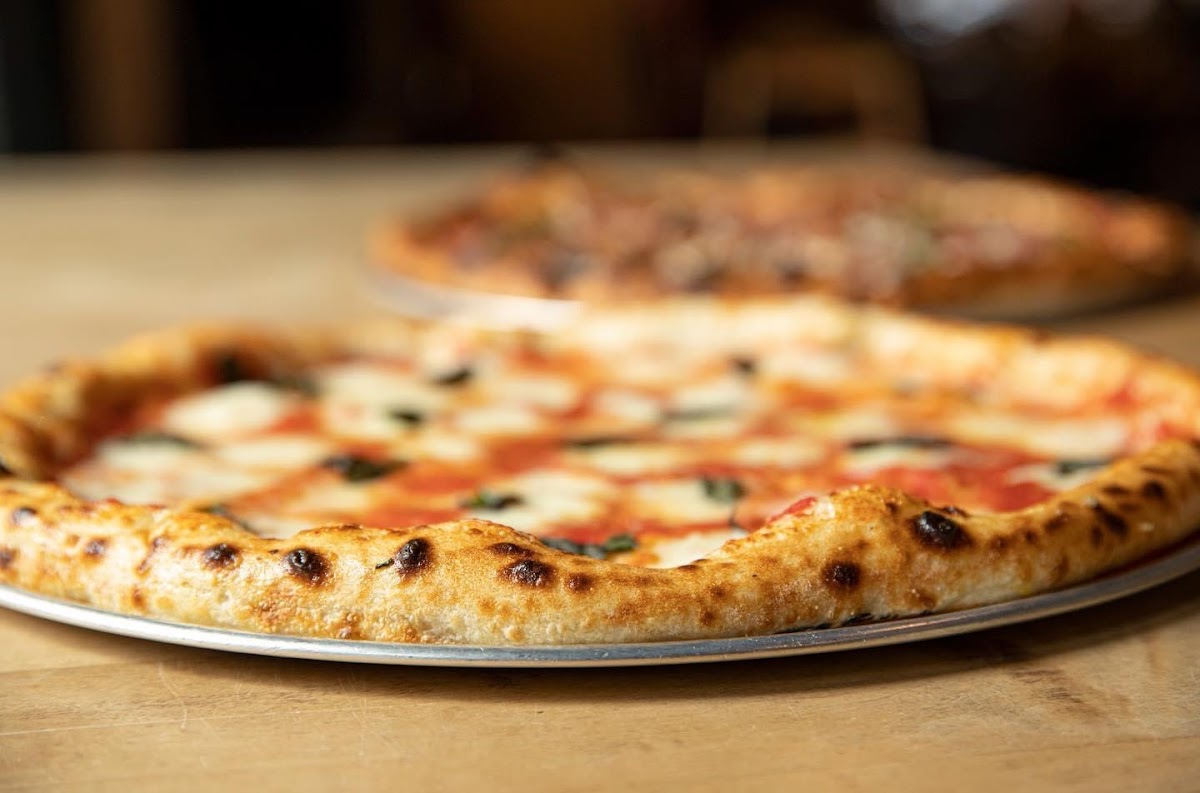 Famoso Italian Pizzeria - Eastgate Photos 2